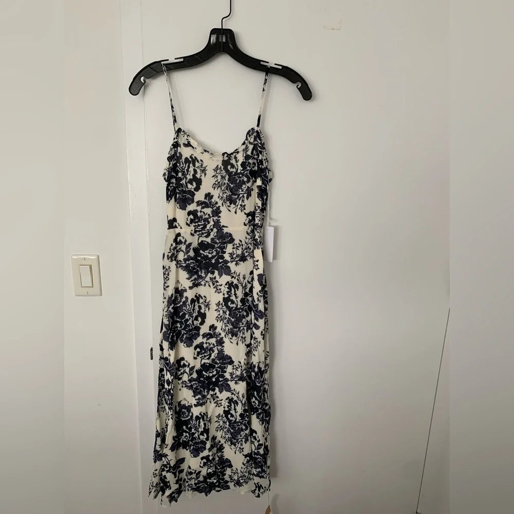 Reformation Cassandra dress in Madame black floral NWT